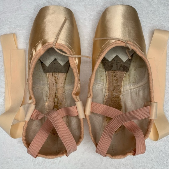 Freed of London Pointe Shoes Classic Deep Vamp SBTDV Diamond Maker Size 5XX - Picture 5 of 17